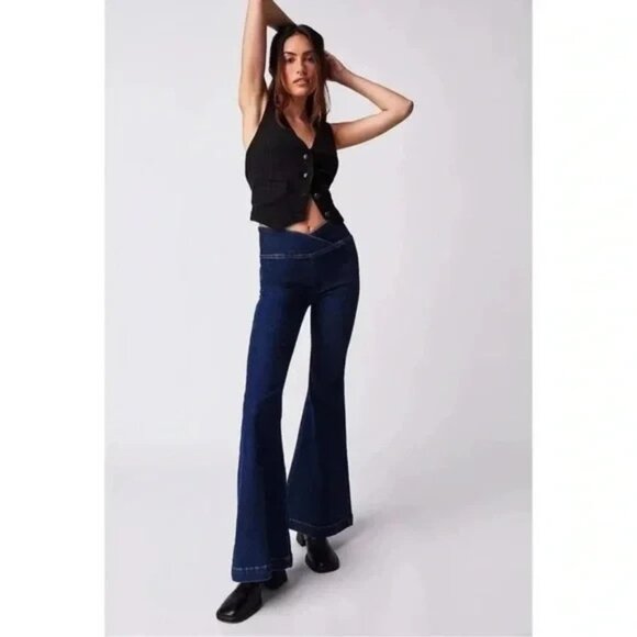 We The Free/Free People Venice Beach High Rise Flare Wrap Over Front Size 24 - Picture 1 of 12